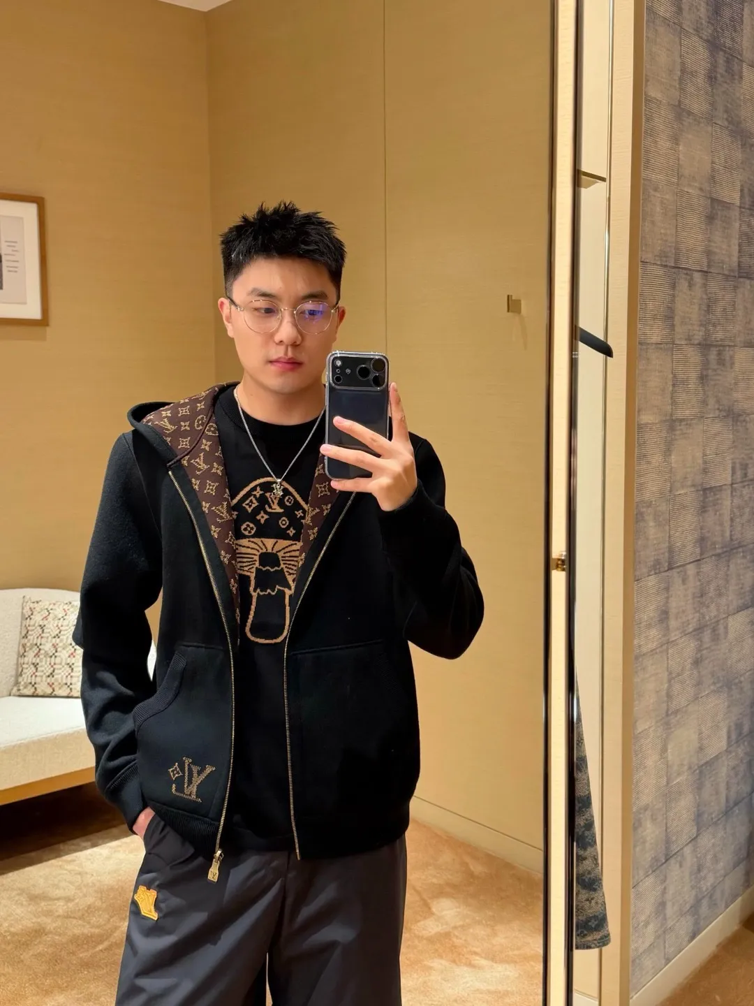 Louis Vuitton/Louis Vuitton 25Fw double-sided presbyopic hooded knitted jacket